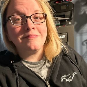 Meet your Posher, Amber